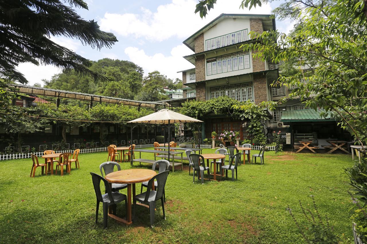 Oyo 2402 Hotel Highwinds Shillong Exteriör bild